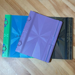 Caderno com Caneta Modelo 3D | Imprimível e Reutilizável